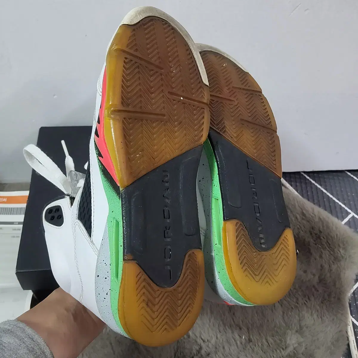 thumbnail-4